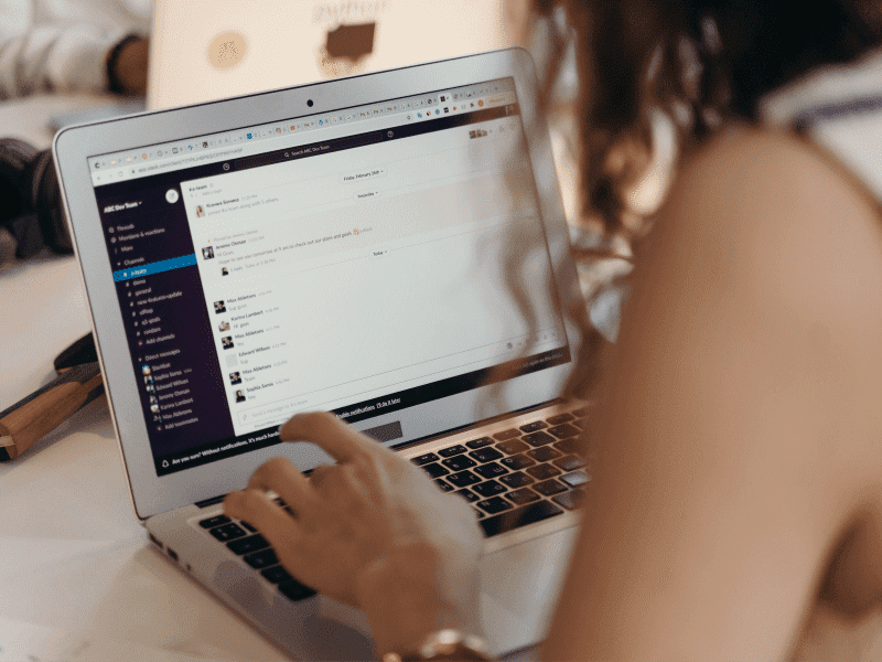 Compra Membri Discord